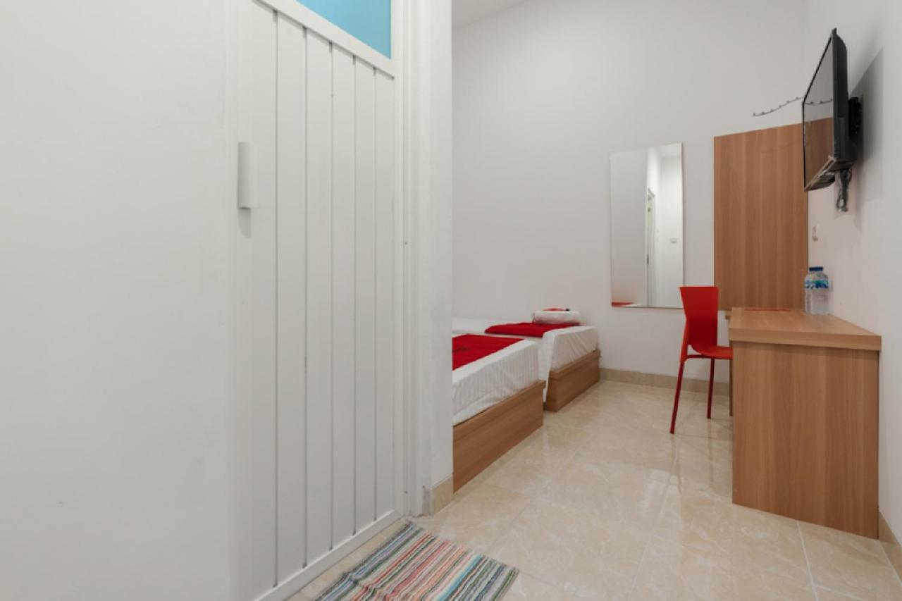 Reddoorz @ Graha Cemerlang Maros Макасар Екстер'єр фото